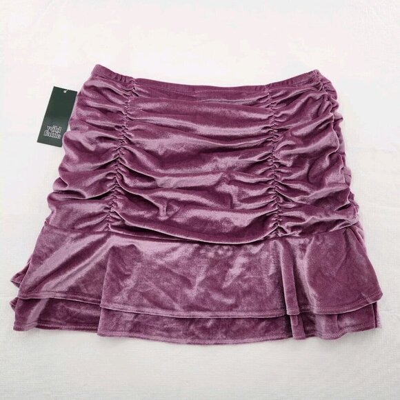 Wild Fable  Womens Ruched Velour Mini Skirt Purple Size Medium - Picture 3 of 6